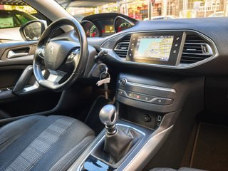 Peugeot 308 2016