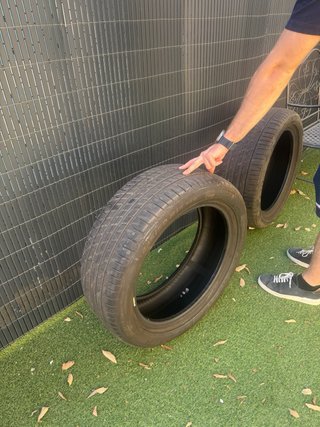Neumáticos Pirelli 235/50 R19 99W - 4 ruedas 300€