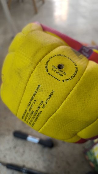 Confezione da 12 palloni da calcio + cesta