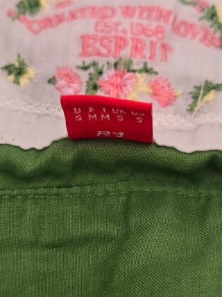 Top vintage verde con lunares blancos