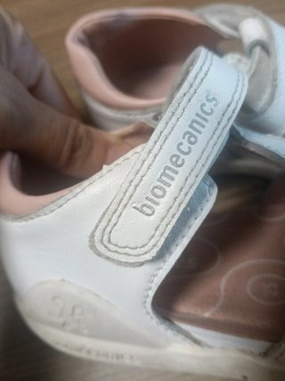 Sandalias Biomecanics Blancas Talla 25
