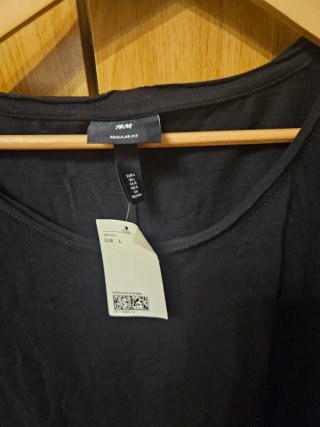 Camiseta H&M Negra Talla L