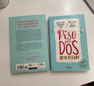 Libro lectura de bolsillo Piso para dos