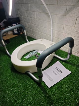 Elevador VEVOR para inodoro con reposabrazos