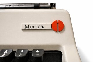 Macchina da scrivere Olympia Monica
