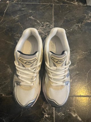 Asics Gel-Kayano 14 Plata/Blanco