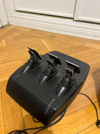 Volante Logitech G29 PS5 + Pedales