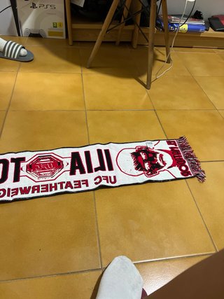 Bufanda UFC Ilia Topuria