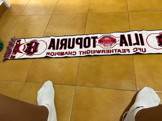 Bufanda UFC Ilia Topuria