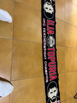 Bufanda UFC Ilia Topuria