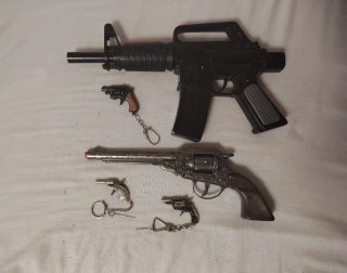 Lote de 5 armas de juguete