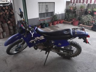 Yamaha 125DT Enduro Azul