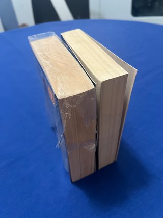 Dos libros de la Editorial Planeta BestSellers