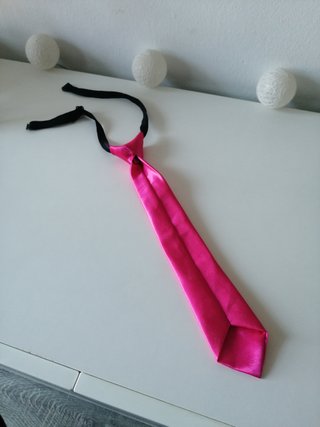 Corbata Rosa Fucsia Elástica Disfraz