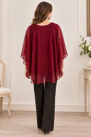 Elegante blusa burdeos sin estrenar.