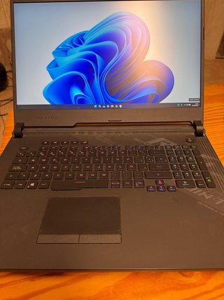 Asus rog strix g732lxs Gaming