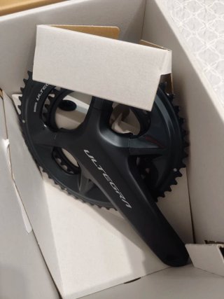 Bielas Shimano Ultegra.