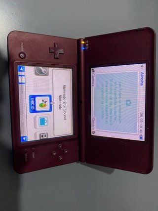 Nintendo DS XL Roja