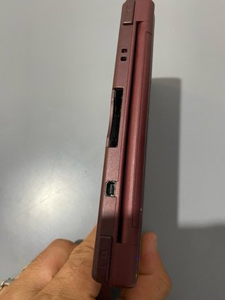 Nintendo DS XL Roja