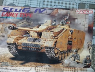 Maqueta Dragon StuG IV Early Type
