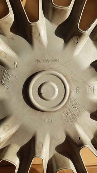 TAPACUBOS FIAT BRAVO 16"