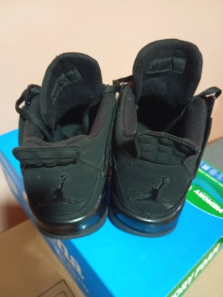 Zapatillas Nike/Jordan Grises