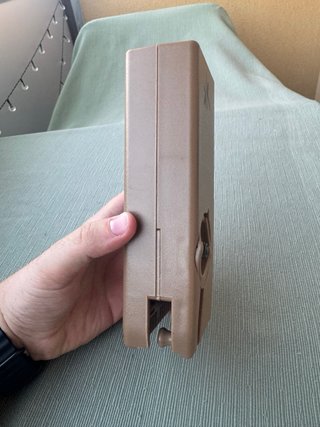 Cargador manual tan M4/M16