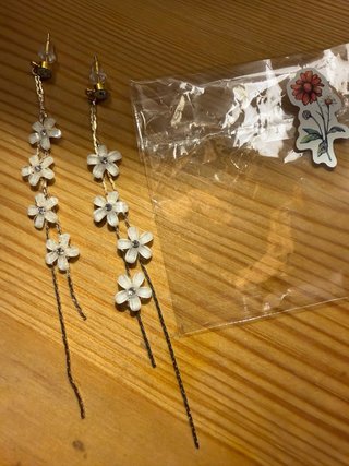 Pendientes hechos a mano de florecitas