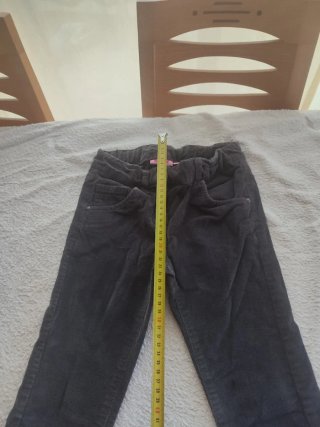 Pantalón pana niña Talla 8 años