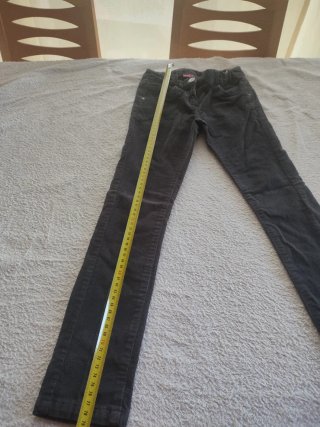 Pantalón pana niña Talla 8 años