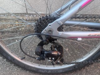 Bicicleta montaña QÜER 24 aluminio rosa