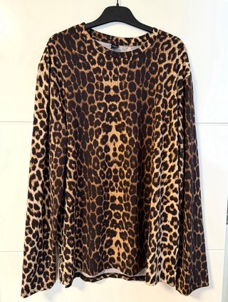 Camiseta Shein Leopardo Manga Larga Talla L