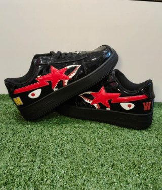 Zapatillas BAPE Negras y Rojas