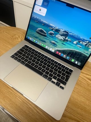 MacBook Air 15 M3 8/256gb