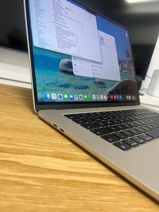 MacBook Air 15 M3 8/256gb