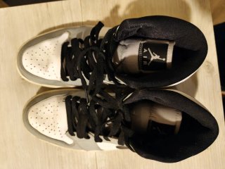 Jordan 1 Mid Grigio Bianco