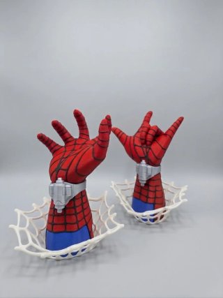 Soporte mando Spiderman manos telaraña