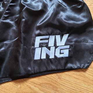 Short Muay Thai Fiving satinado – Talla M/L