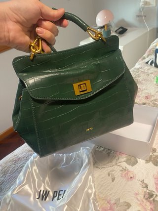 Bolso JW PEI verde cocodrilo
