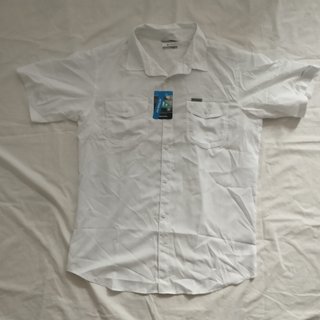 0079 Camisa Columbia blanca talla L