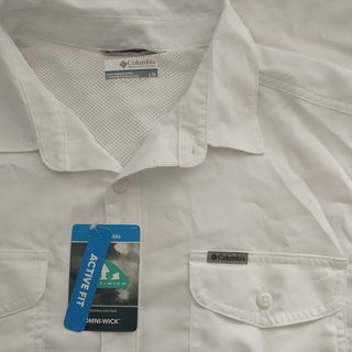 0079 Camisa Columbia blanca talla L