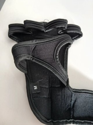 Guantes/calleras para entrenamiento.Como Nuevos.