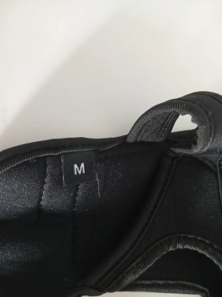 Guantes/calleras para entrenamiento.Como Nuevos.