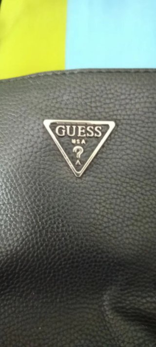 Bolso Guess Negro Piel Sintética