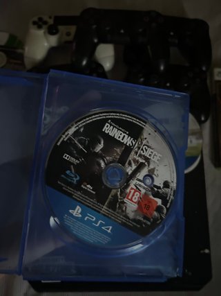 Consola PS4 Negra + 3 Mandos + Juegos