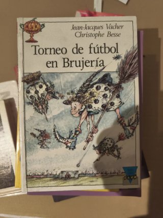 Torneo de fútbol en Brujería