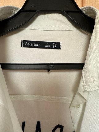 Camisa blanca Bershka oversize