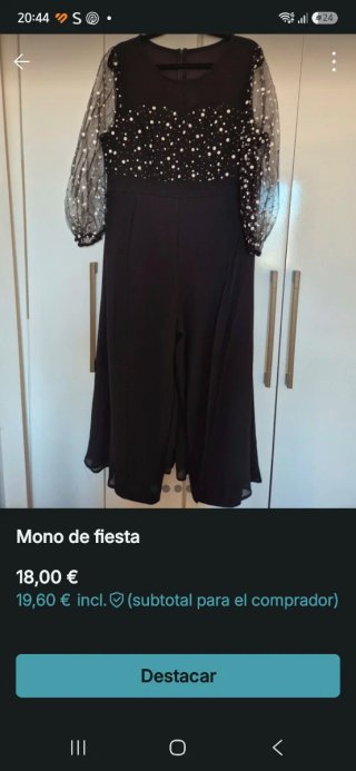 Mono de fiesta negro con lunares
