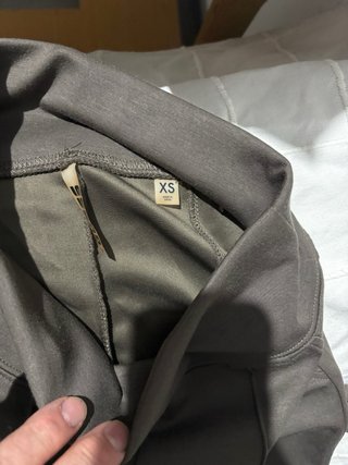 Conjunto deportivo estampado hay dos con talla xs