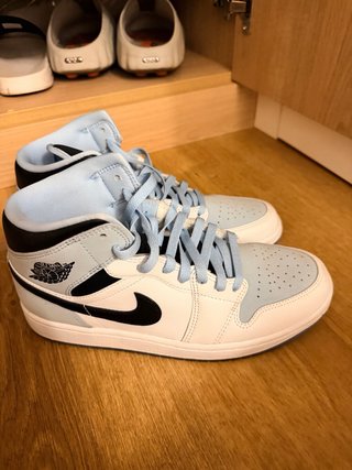 Nike Air Jordan 1 Mid Talla 41 originales